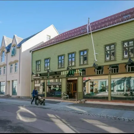 Modern On The Main Shopping Street * Тромсё